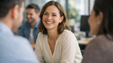 Привітання з днем народження жінці колезі: щирі слова та красиві побажання