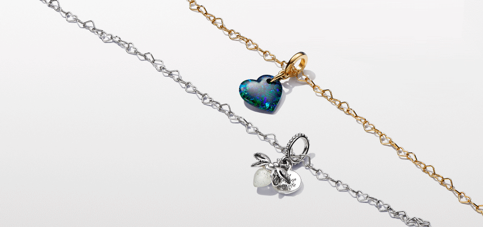 Підвіски та кулони: як вибрати прикрасу, що стане частиною стилю