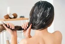 Ранковий і вечірній догляд за волоссям: що справді має значення?