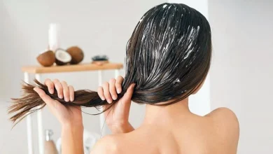 Ранковий і вечірній догляд за волоссям: що справді має значення?